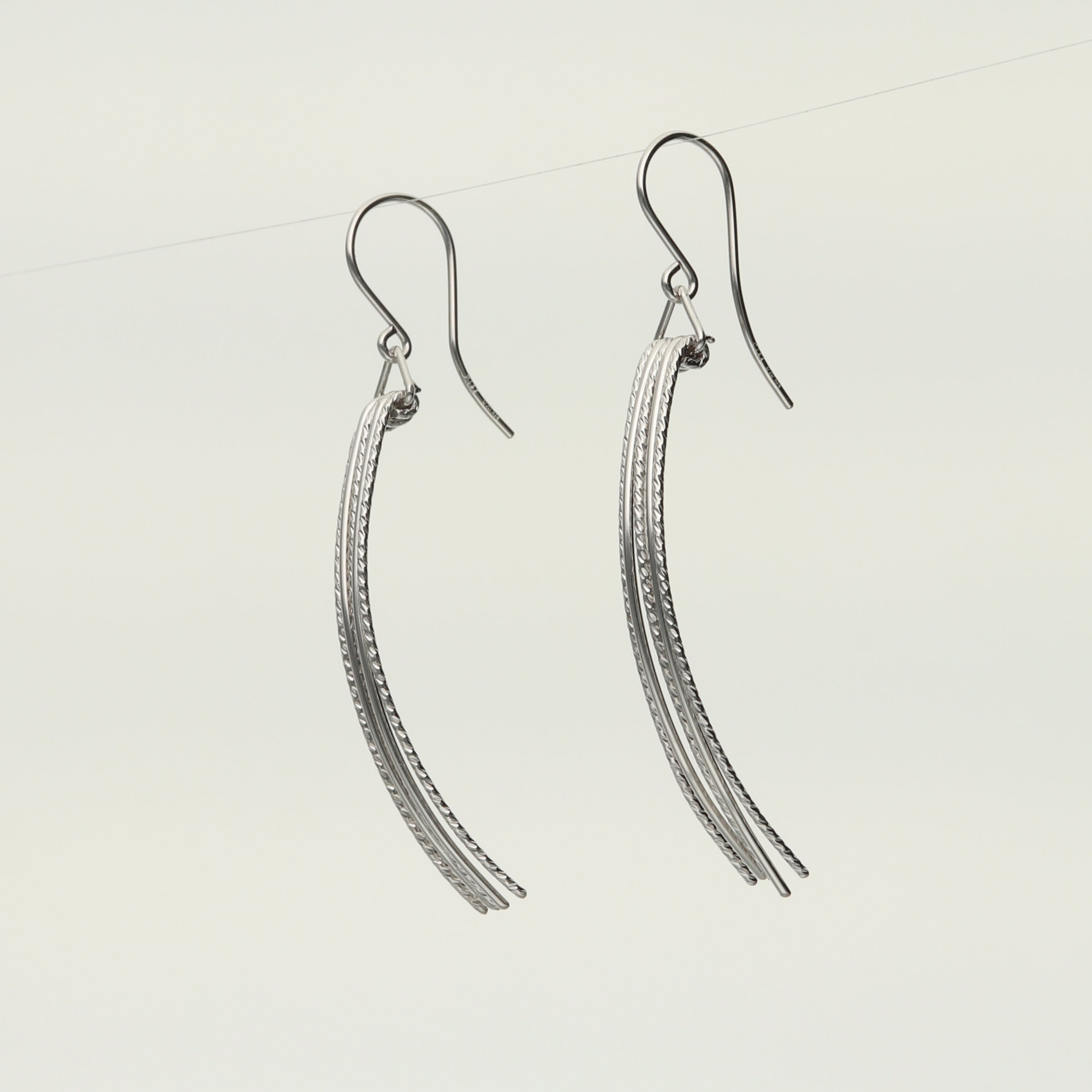 K14GF  微光華のしらべ  ピアス｜GFP1367WH