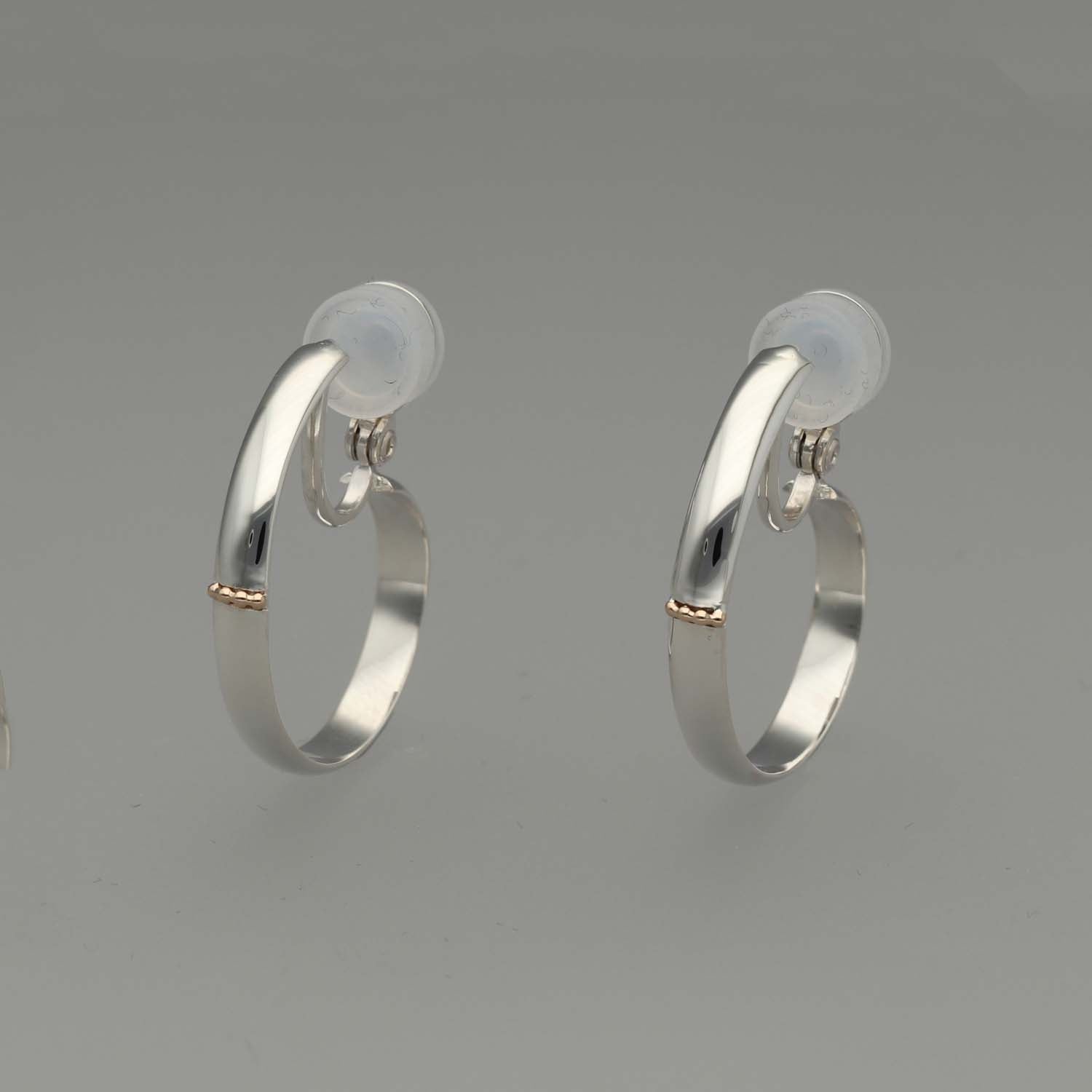 SV925/K10 静かな秩序 イヤリング｜GSVK4002